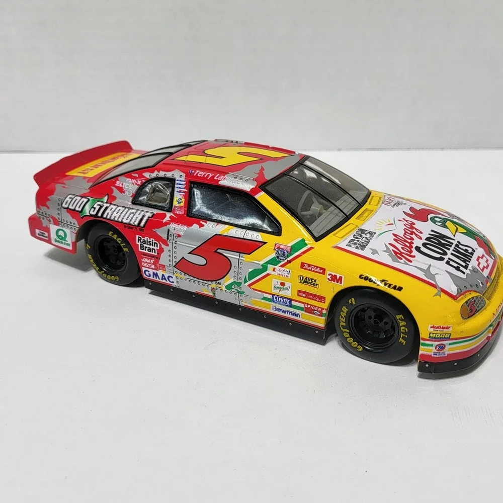 Racing Champions 1998 Terry Labonte 5 Kellogg's Corn Flakes 600 Straight 1:24